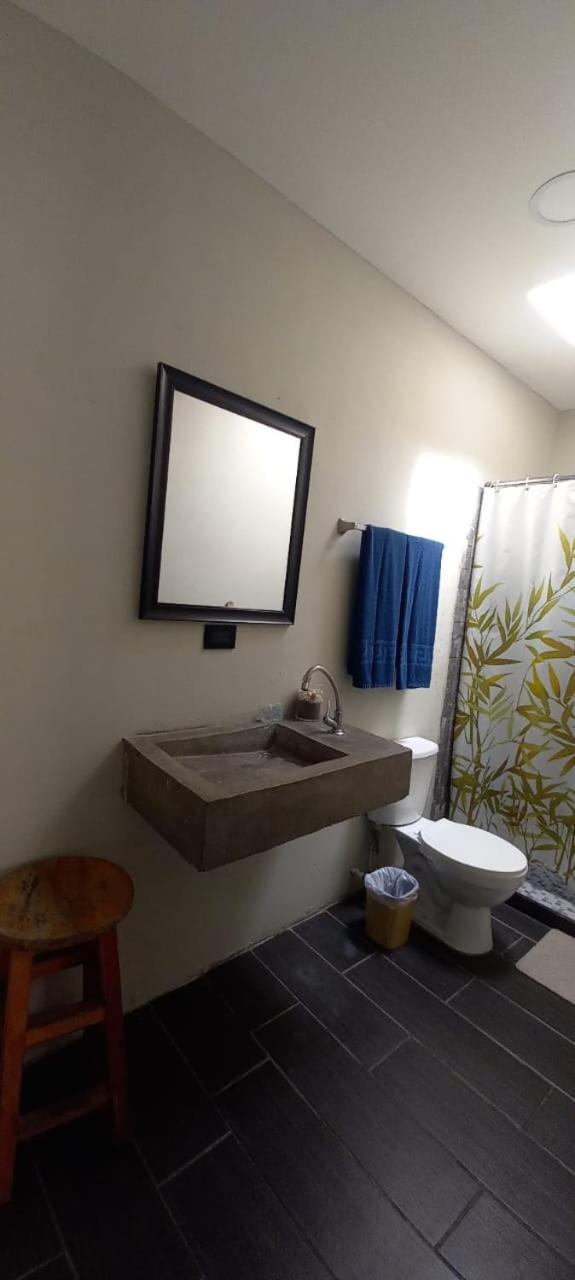 Reef On The Water Hotel Tamanique Room photo